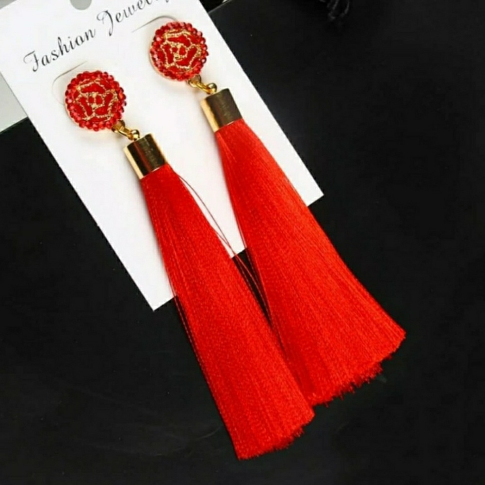 Gorgeous Red Tassel Fashion Earrings
